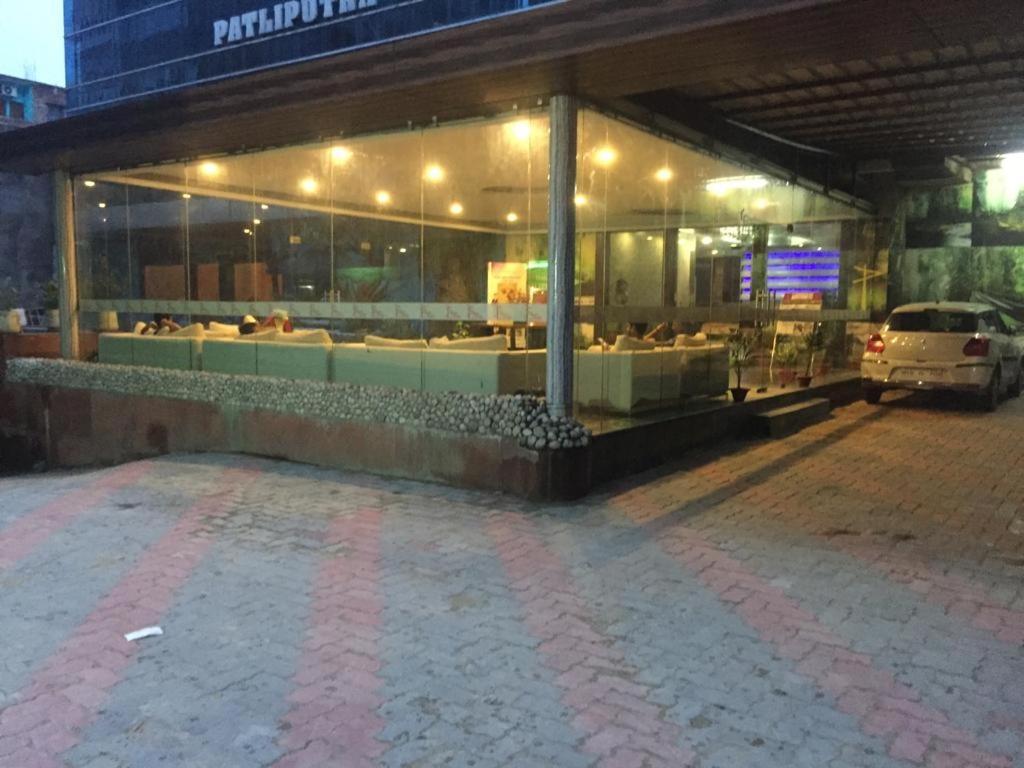 Hotel Patliputra Nirvana Patna  Eksteriør billede